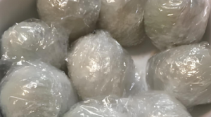 咸鸭蛋保鲜膜干腌法（新手最推荐，出油稳定）