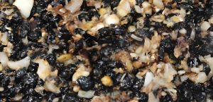 蒜蓉豆豉酱的家庭做法（适合做调味料）